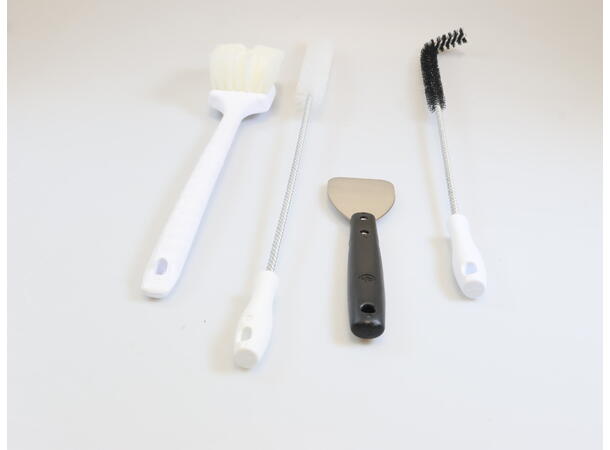 Brush Kit With Scraper